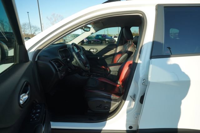 Used 2021 Jeep Cherokee Latitude Plus image 11