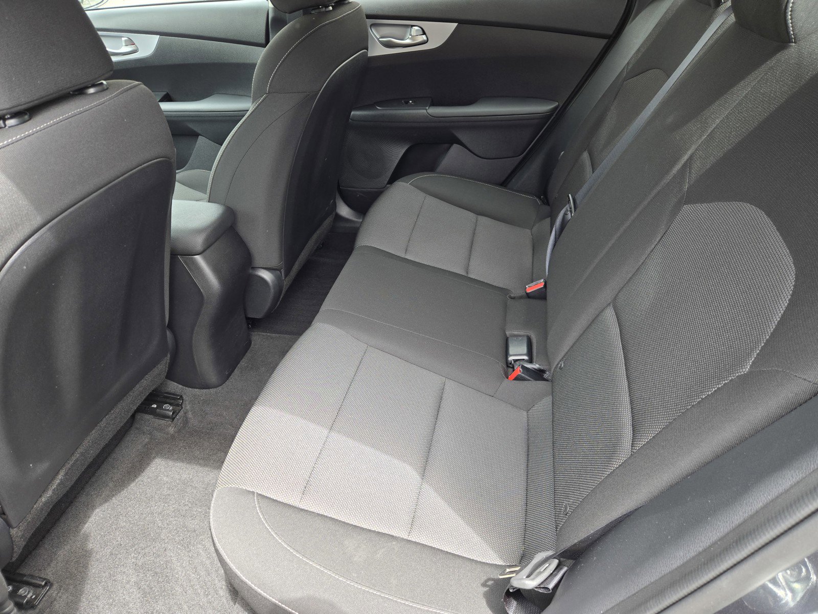 Certified 2024 Kia Forte LXS w/ LXS Technology Package FWD image 11