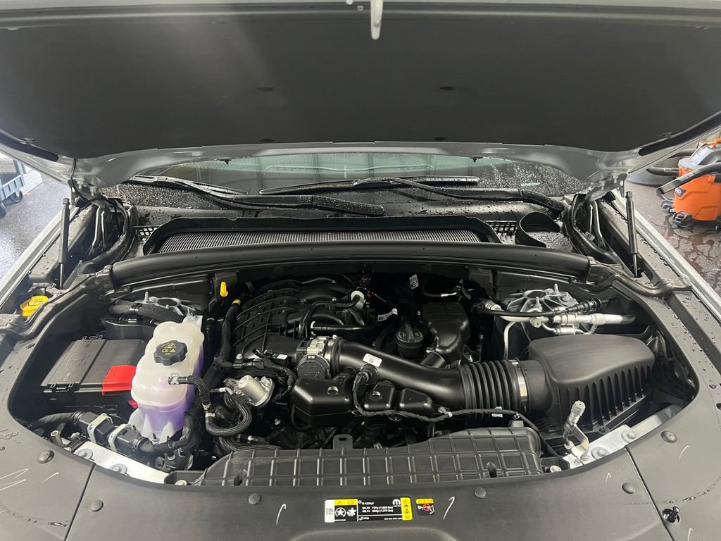 New 2025 Jeep Grand Cherokee Laredo w/ Trailer Tow Package image 22