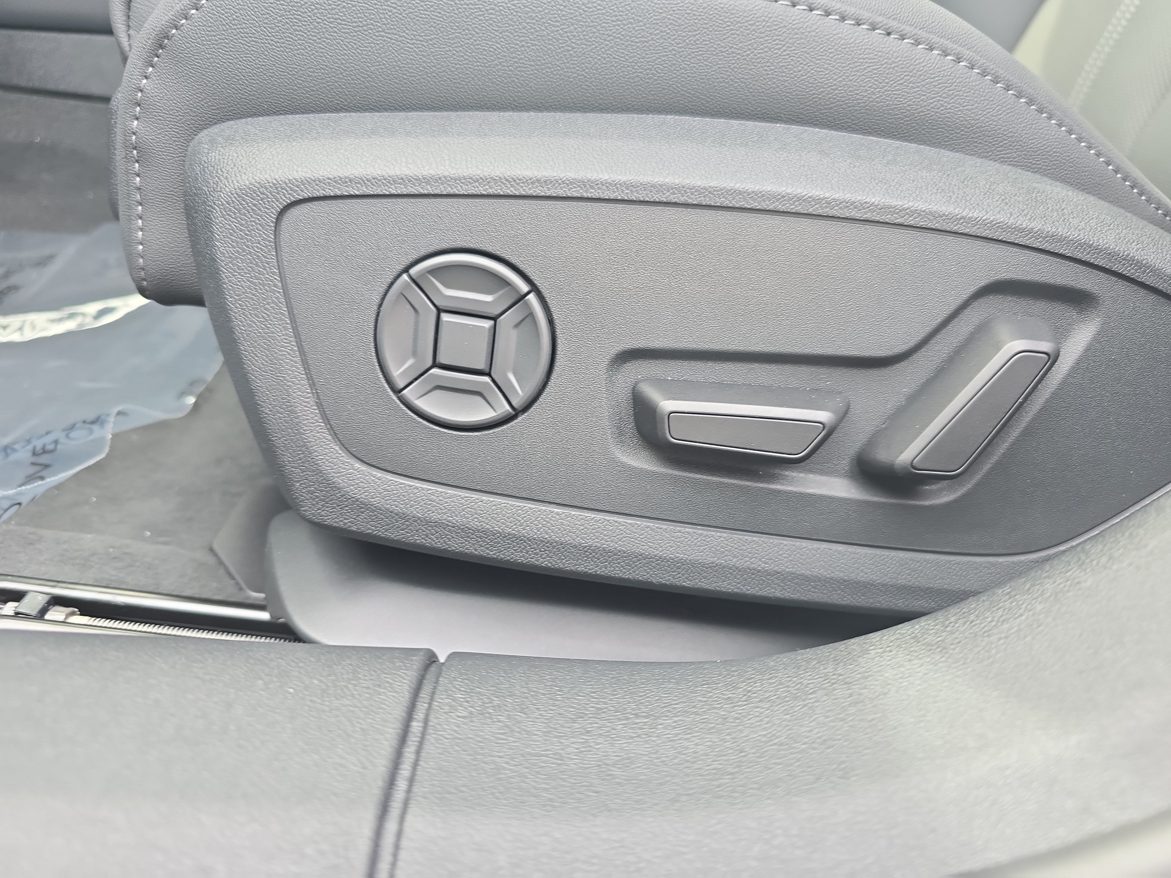 New 2026 Audi A6 Premium Plus AWD/4WD image 27