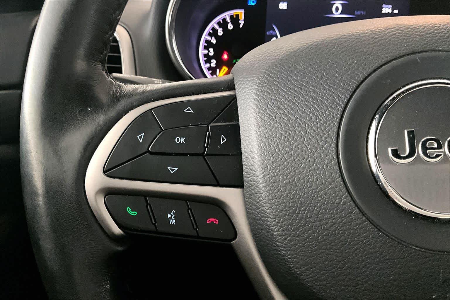 Used 2020 Jeep Grand Cherokee Altitude RWD image 22