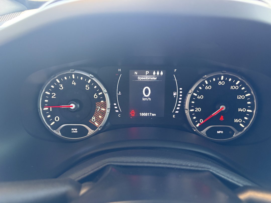 Used 2019 Jeep Renegade Latitude FWD image 14