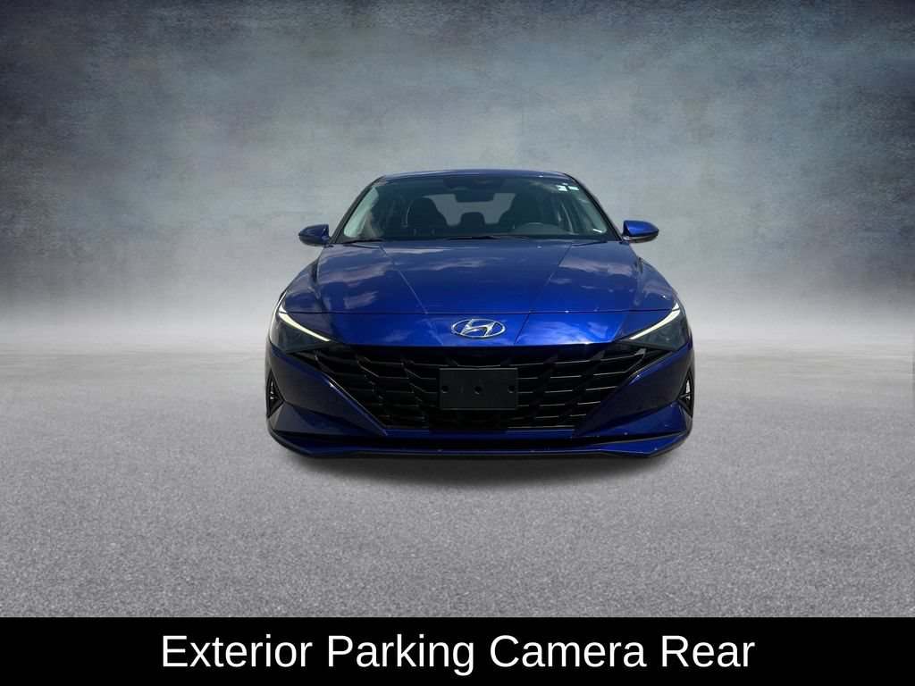 Used 2023 Hyundai Elantra SEL w/ Cargo Package FWD image 9