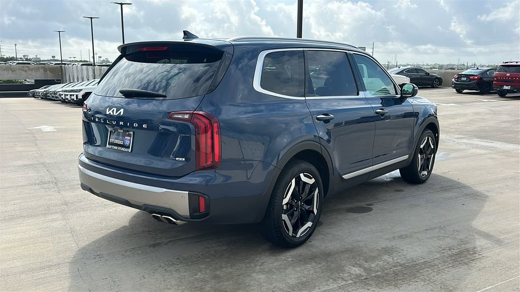 Used 2025 Kia Telluride S AWD/4WD image 13
