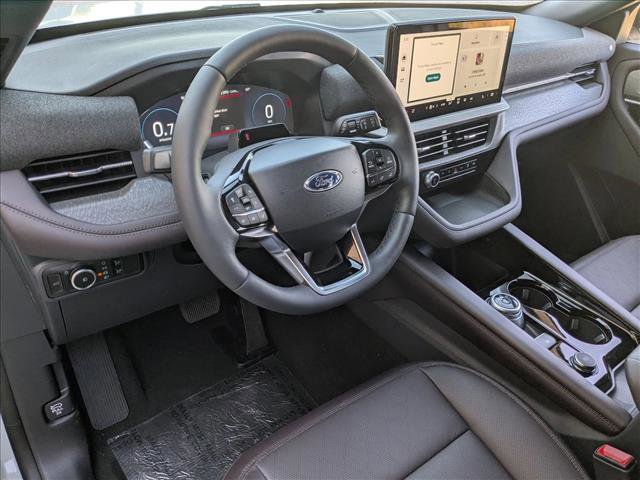 New 2026 Ford Explorer Platinum image 3