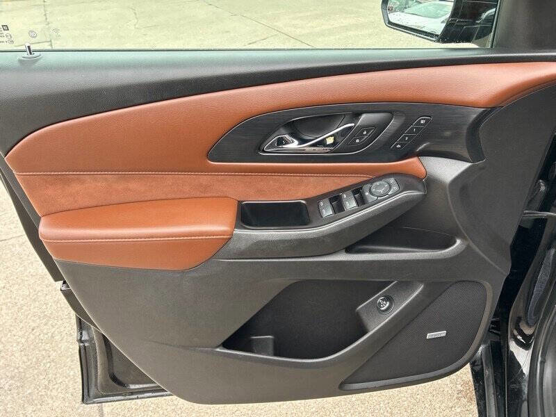 Used 2019 Chevrolet Traverse High Country w/ LPO, Floor Liner Package image 18
