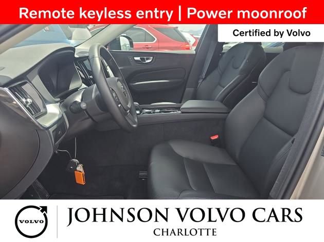 Used 2025 Volvo XC60 B5 Core image 4