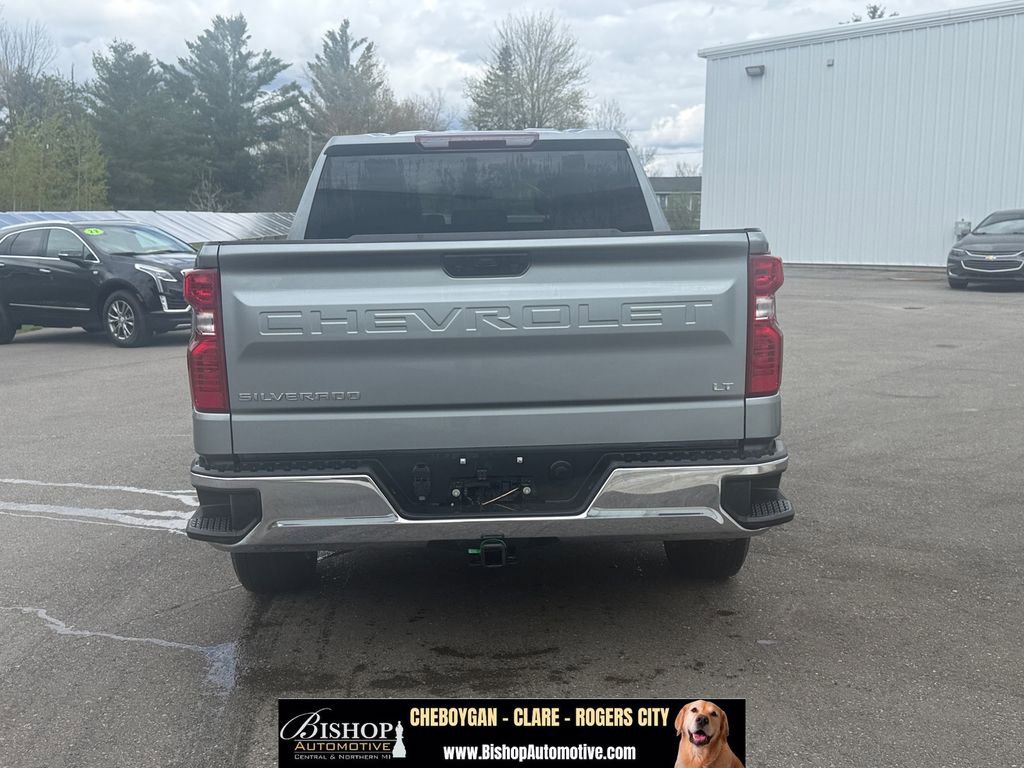 Used 2025 Chevrolet Silverado 1500 LT AWD/4WD image 5