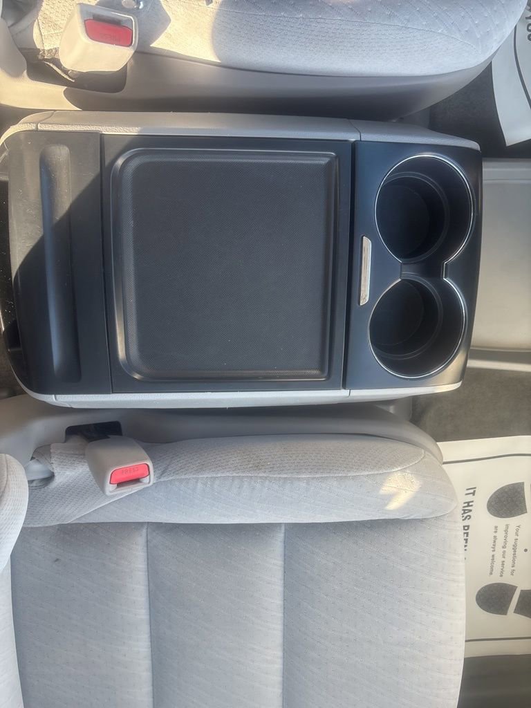 Used 2016 Toyota Sienna LE image 21