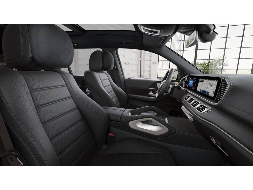 New 2026 Mercedes-Benz GLS 450 4MATIC image 4