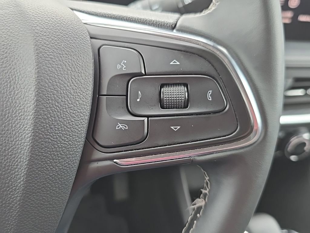 Used 2025 Buick Encore GX Preferred image 18