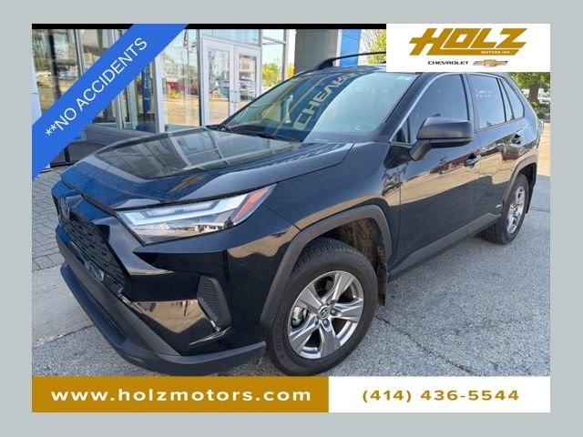 Used 2024 Toyota RAV4 LE AWD/4WD image 1