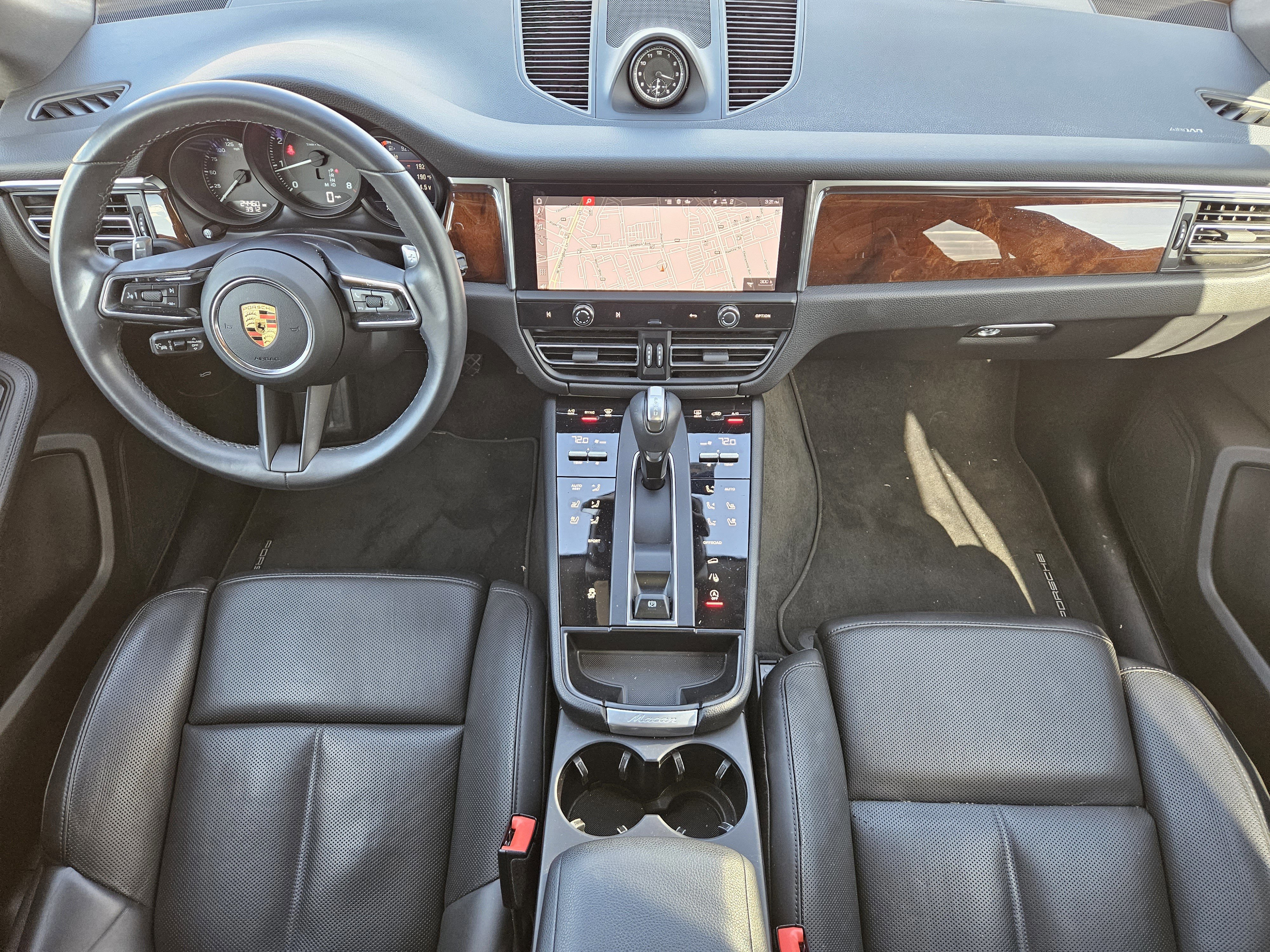 Certified 2023 Porsche Macan Turbo image 24