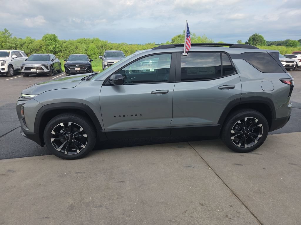 New 2026 Chevrolet Equinox RS w/ Convenience Package III AWD/4WD image 4
