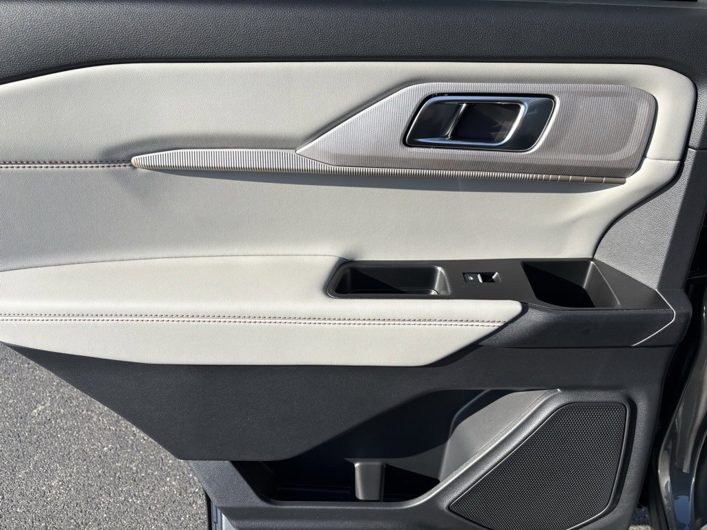 New 2026 Ford Explorer Active image 63