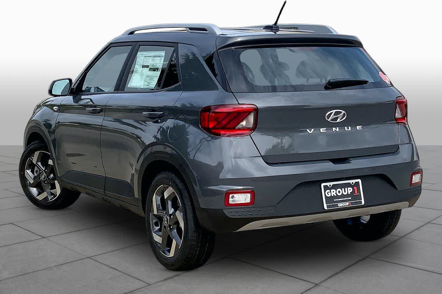 New 2026 Hyundai Venue SEL FWD image 12
