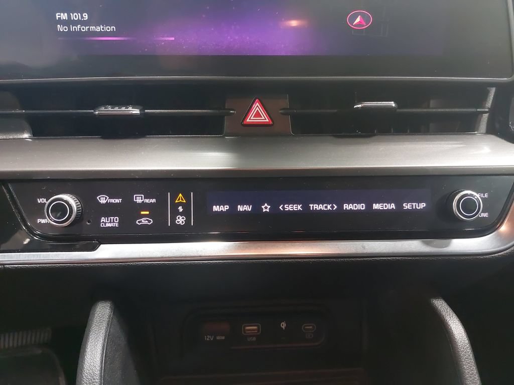 Used 2023 Kia Sportage EX AWD/4WD image 20