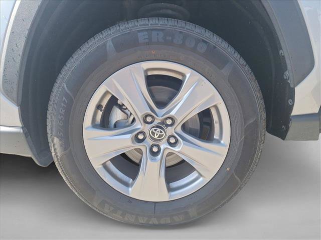 Used 2024 Toyota RAV4 XLE FWD image 19