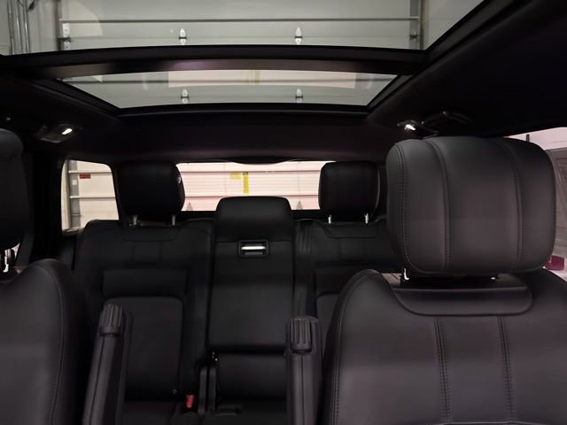 Used 2019 Land Rover Range Rover HSE image 14