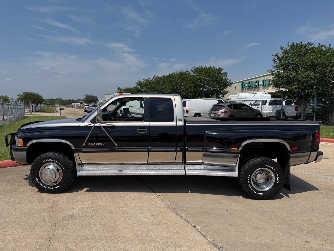 Used 1998 Dodge Ram 3500 Truck 4x4 Quad Cab image 37