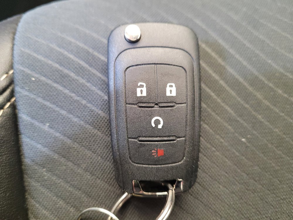 Used 2014 Buick Encore Convenience FWD image 32
