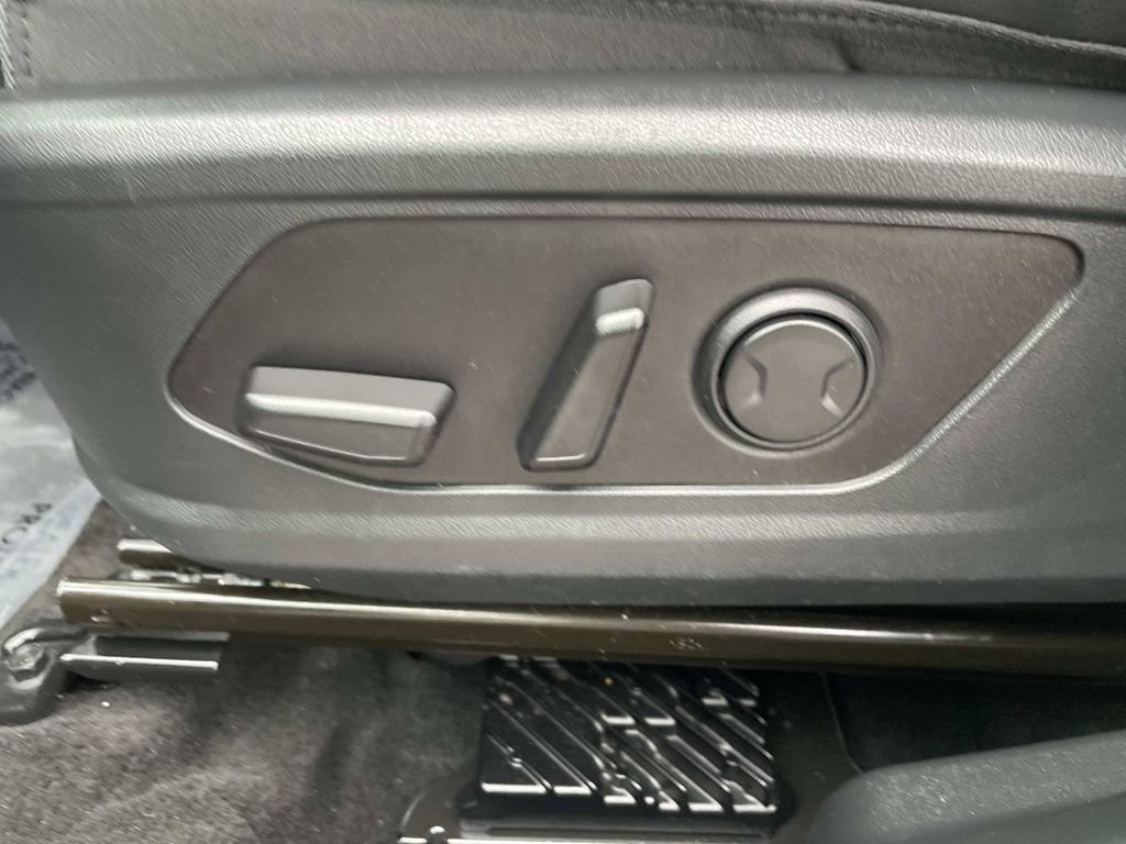 Used 2022 Hyundai Tucson SEL w/ Convenience + Premium Package FWD image 25