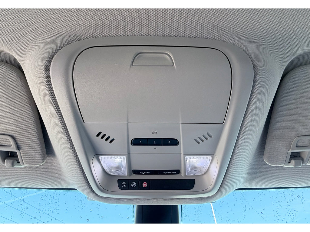 Used 2018 Buick Enclave Premium image 17