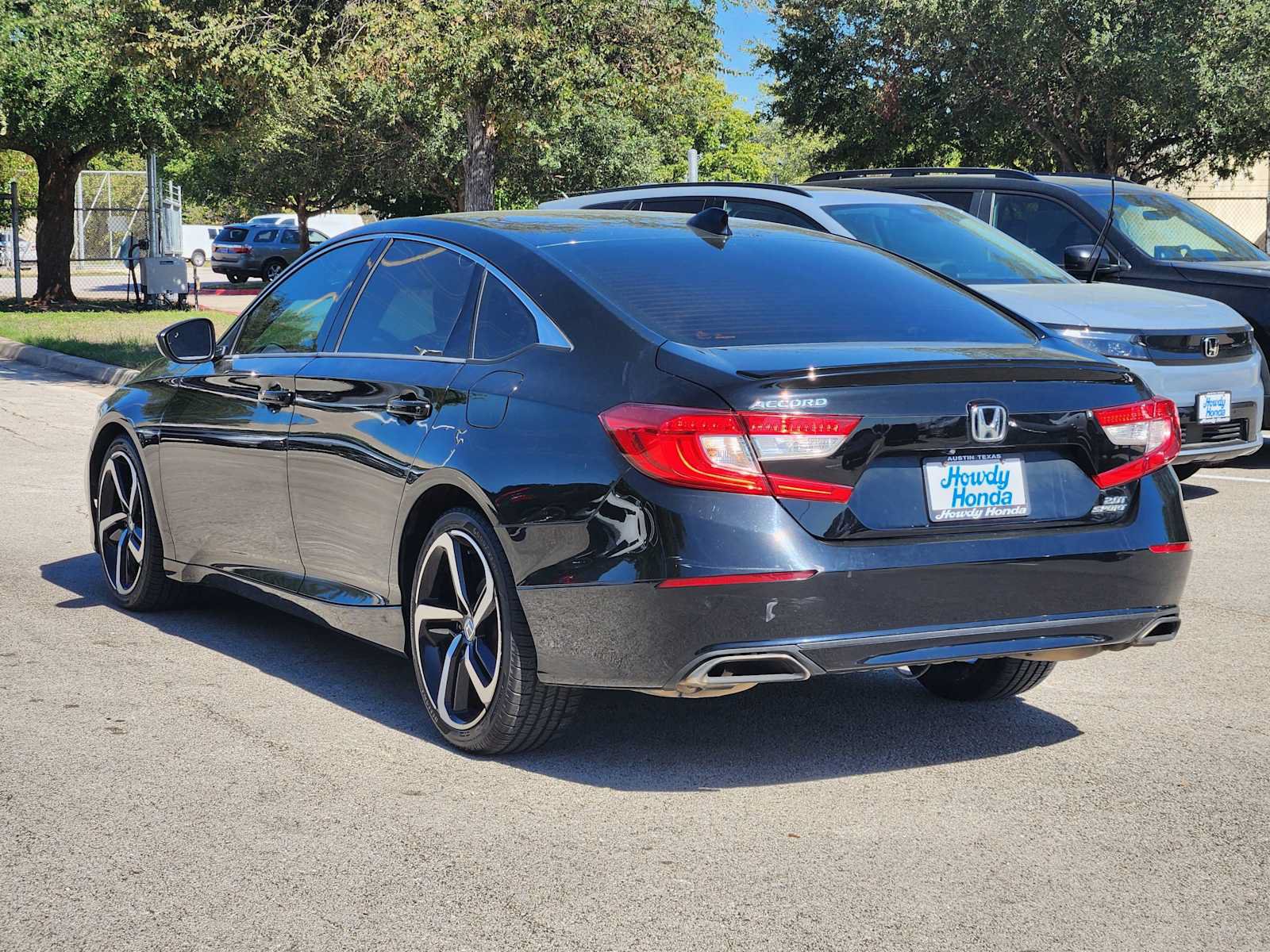 Used 2018 Honda Accord Sport image 5