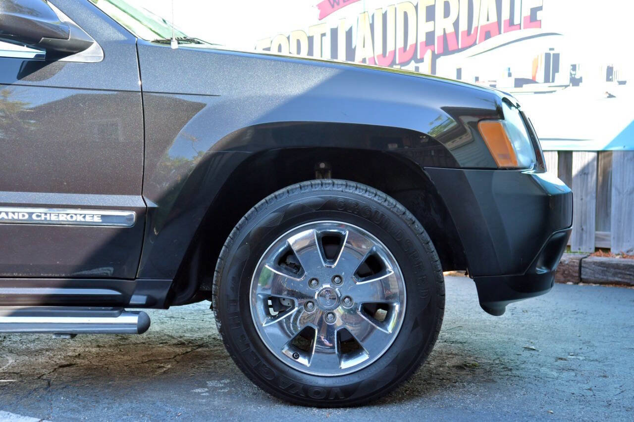 Used 2008 Jeep Grand Cherokee Overland w/ Mopar Chrome Edition Group AWD/4WD image 34