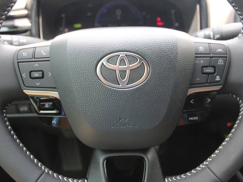 Used 2026 Toyota Camry SE w/ Convenience Package AWD/4WD image 7