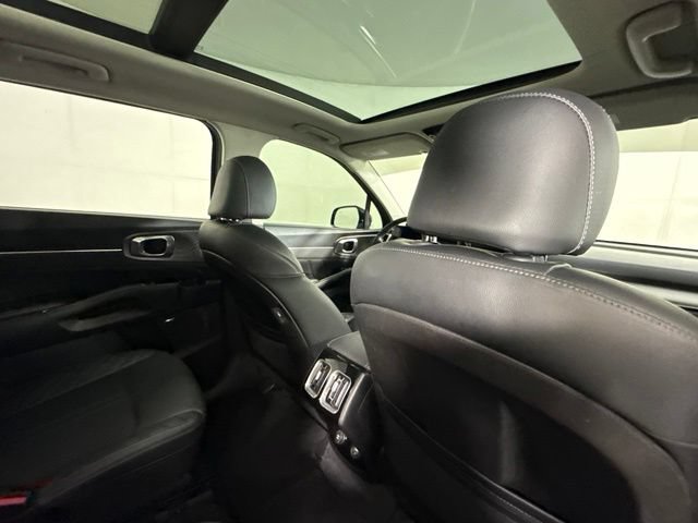 Used 2021 Kia Sorento SX FWD image 24