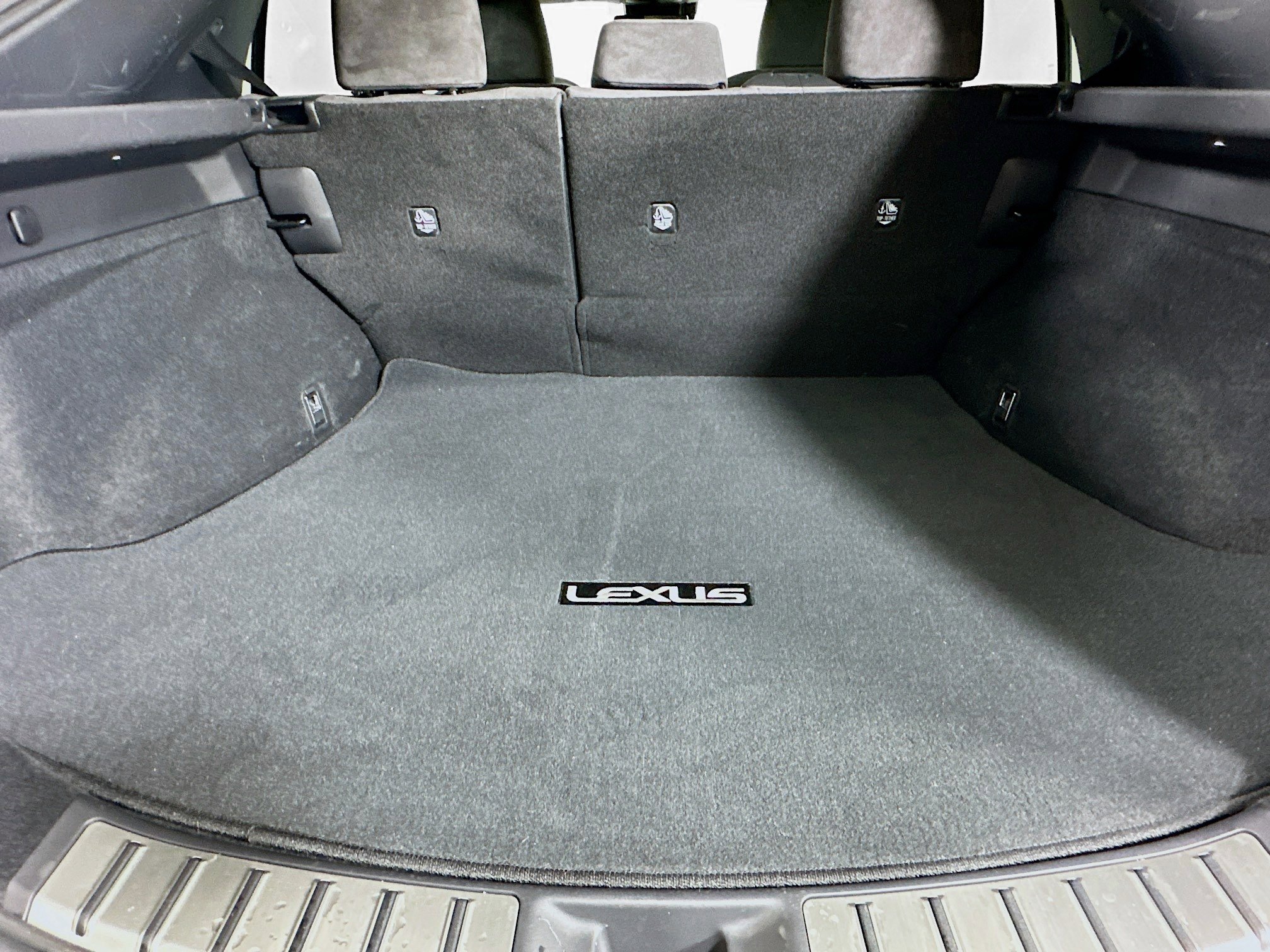 Used 2023 Lexus RZ 450e Premium w/ Accessory Package (Z1) image 29