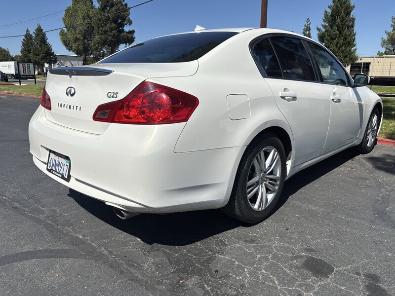 Used 2012 INFINITI G25 Journey RWD image 13