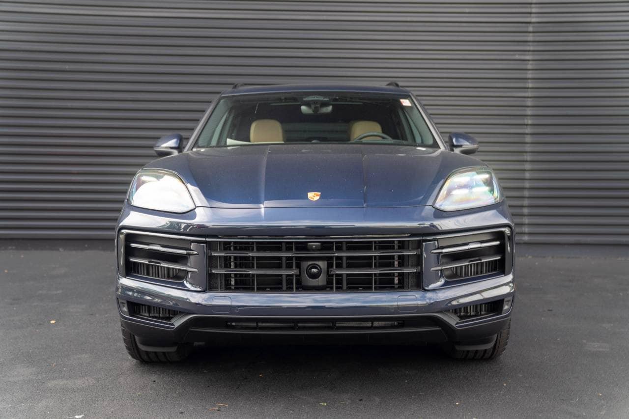 New 2026 Porsche Cayenne S AWD/4WD image 8