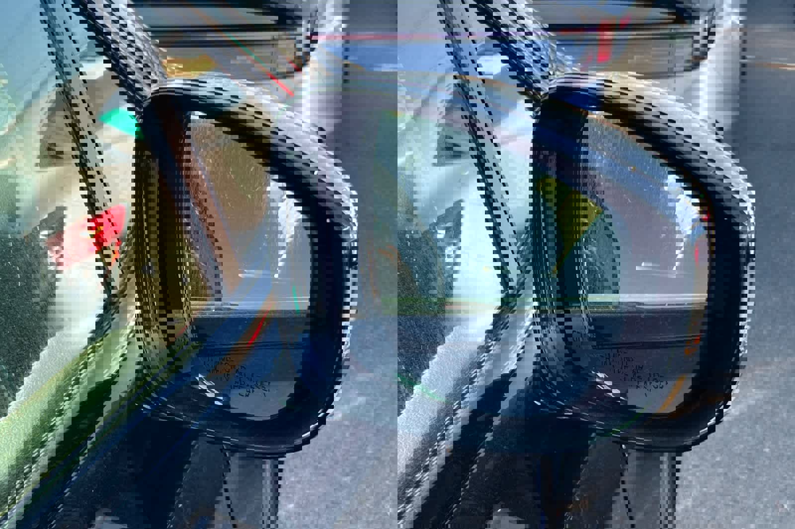 Used 2019 Chrysler Pacifica Limited w/ Advanced Safetytec Group image 16