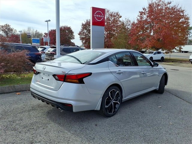 New 2025 Nissan Altima 2.5 SR image 3