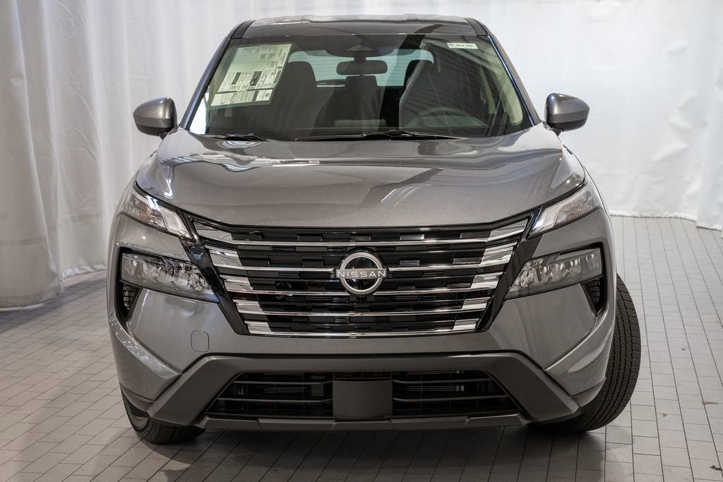New 2026 Nissan Rogue SV image 2