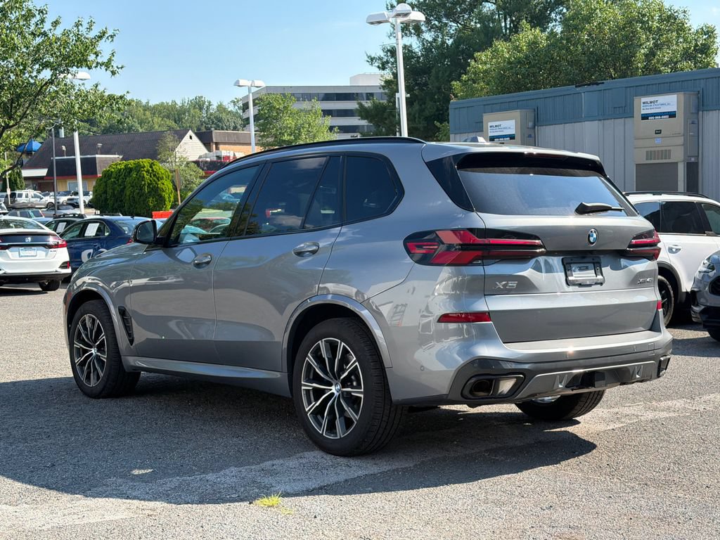 Used 2025 BMW X5 xDrive40i AWD/4WD image 6