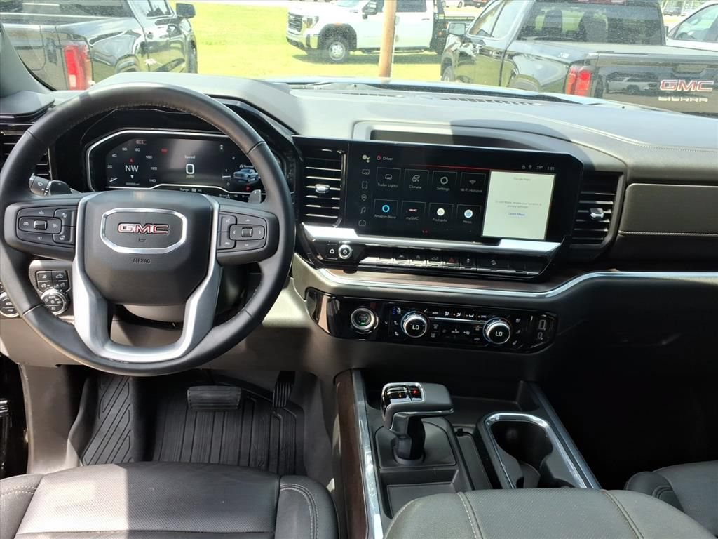 Used 2024 GMC Sierra 1500 SLT w/ SLT Premium Package AWD/4WD image 22