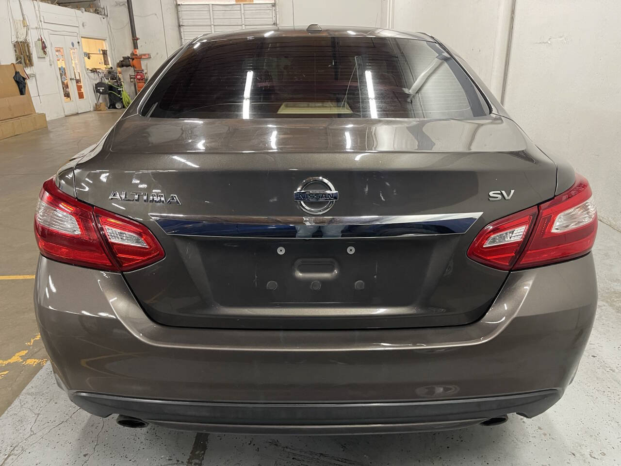 Used 2017 Nissan Altima 2.5 SV FWD image 6