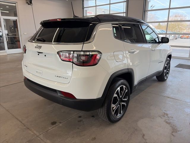 Used 2024 Jeep Compass Limited image 4