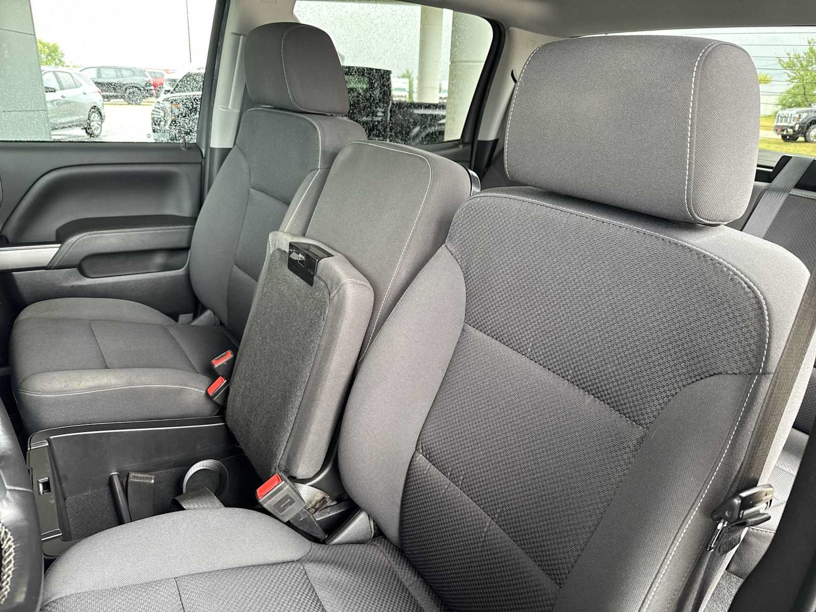 Used 2018 Chevrolet Silverado 1500 LT w/ All Star Edition AWD/4WD image 21