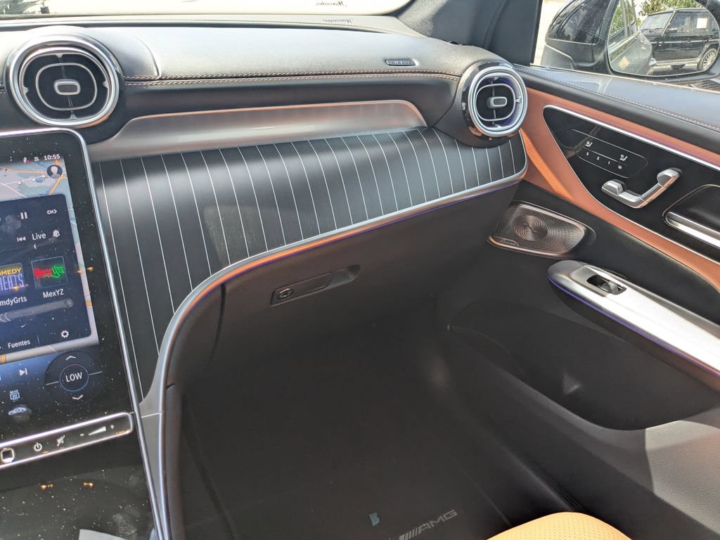 Certified 2026 Mercedes-Benz GLC 300 4MATIC image 4