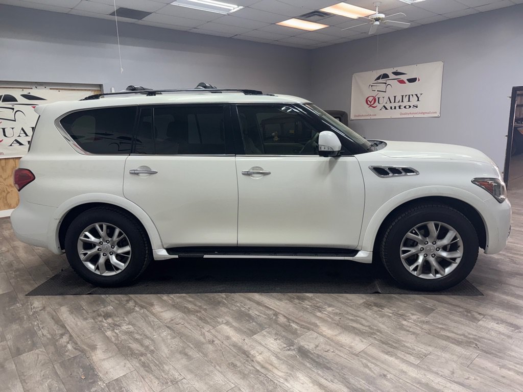 Used 2011 INFINITI QX56 2WD w/ Theater Pkg image 8