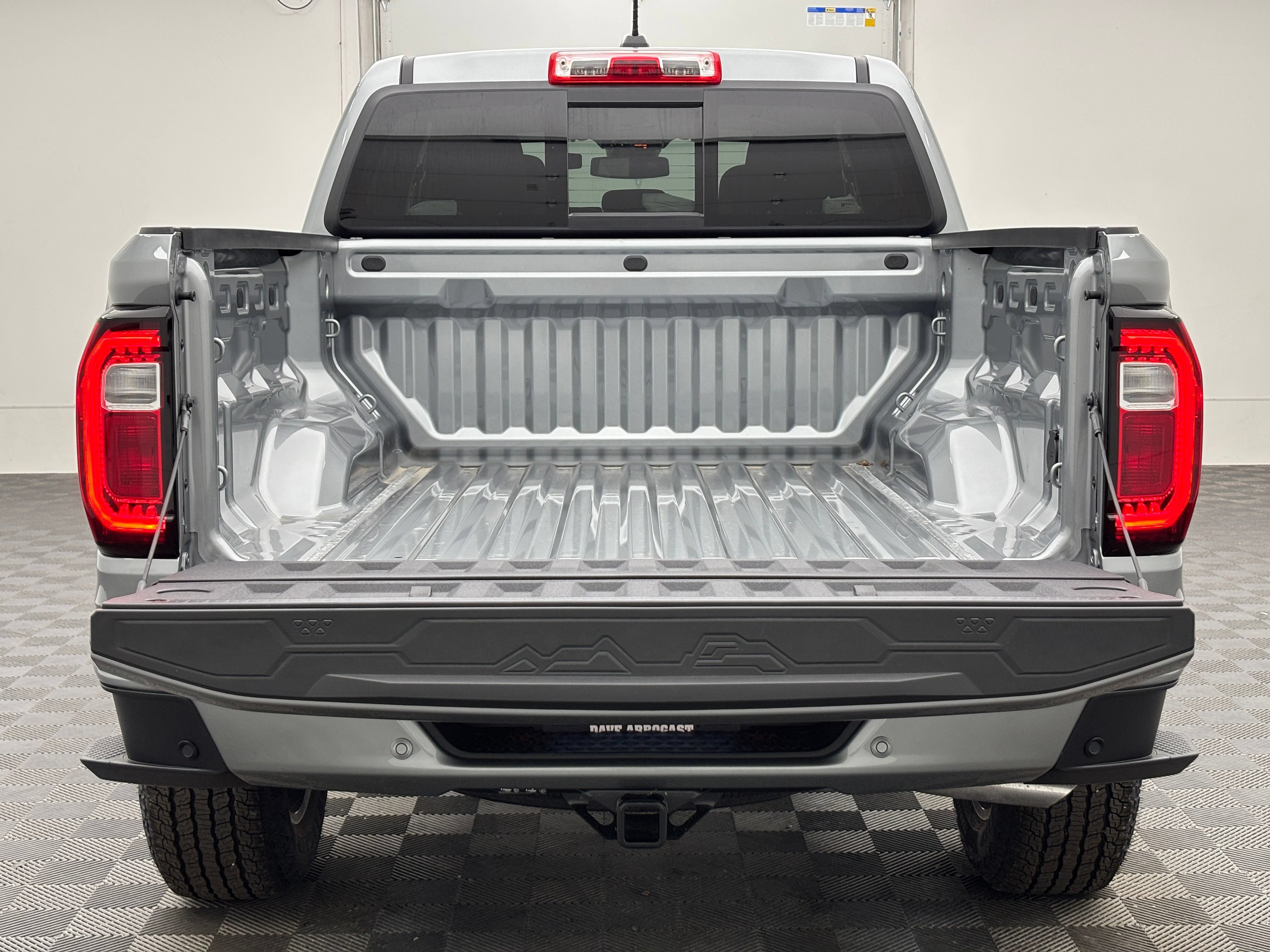 New 2026 GMC Canyon Elevation w/ Convenience Package RWD image 10