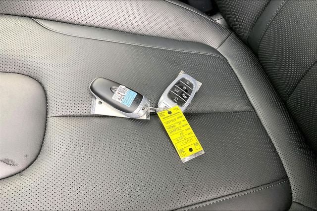 Used 2025 Hyundai Palisade SEL FWD image 14
