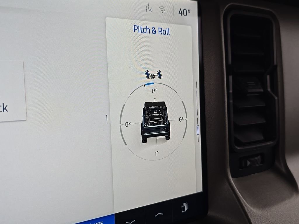 New 2025 Ford Bronco Outer Banks w/ Sasquatch Package image 36