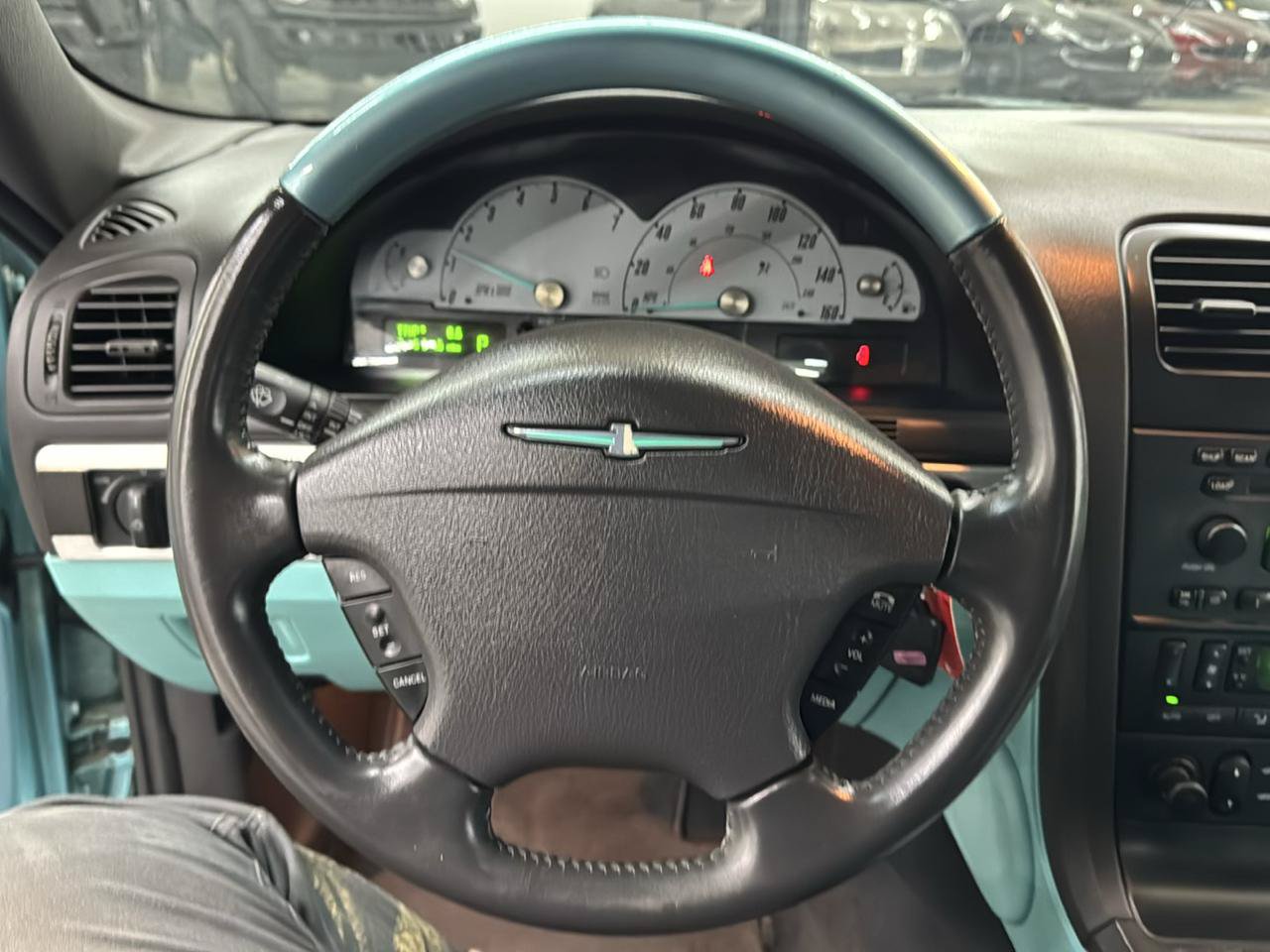 Used 2002 Ford Thunderbird RWD image 13