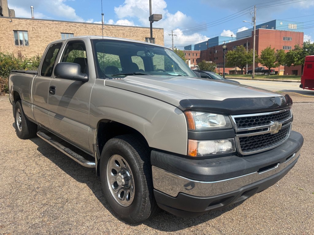 Used 2007 Chevrolet Silverado 1500 LS AWD/4WD image 6