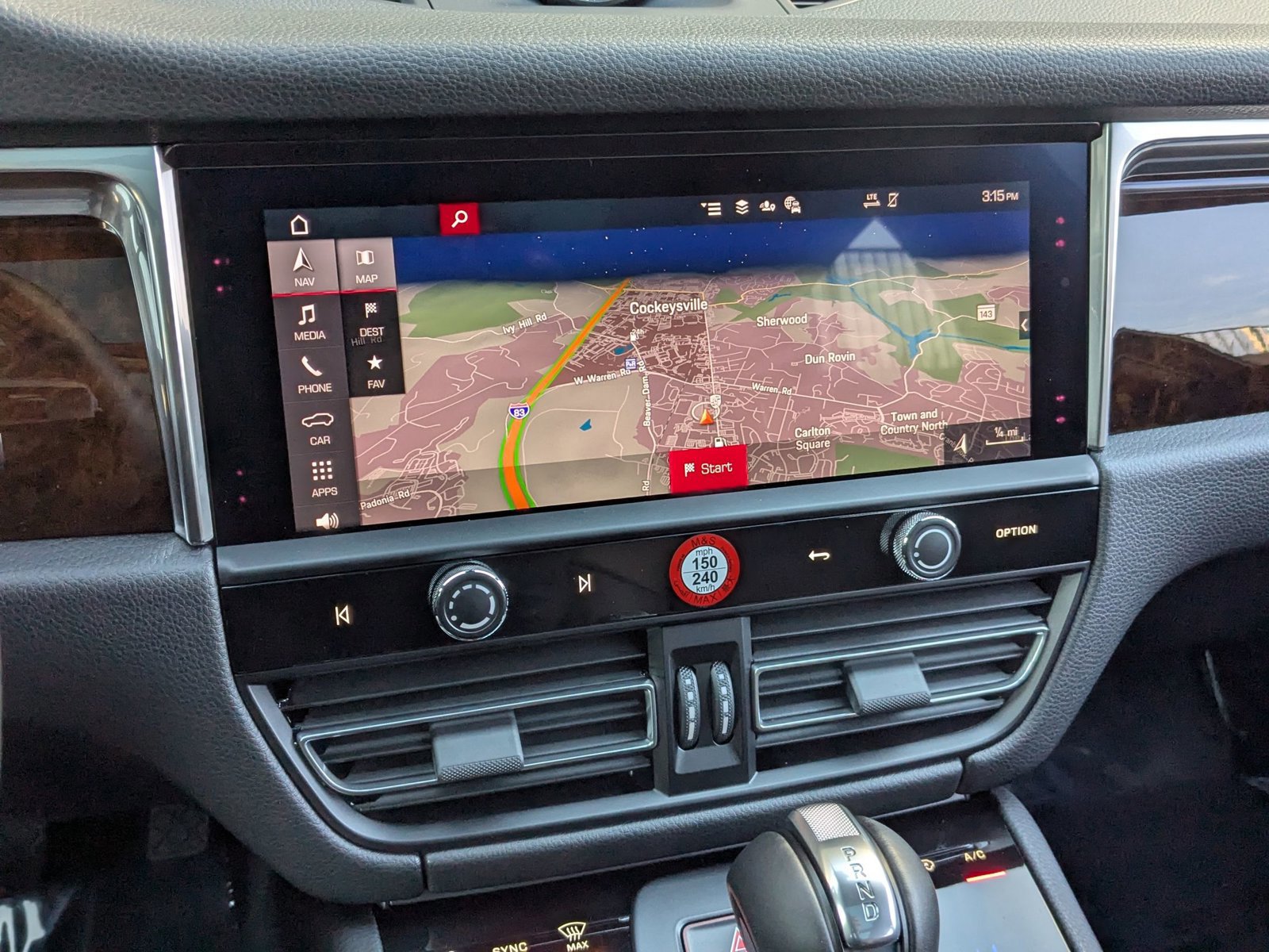 Used 2025 Porsche Macan image 20